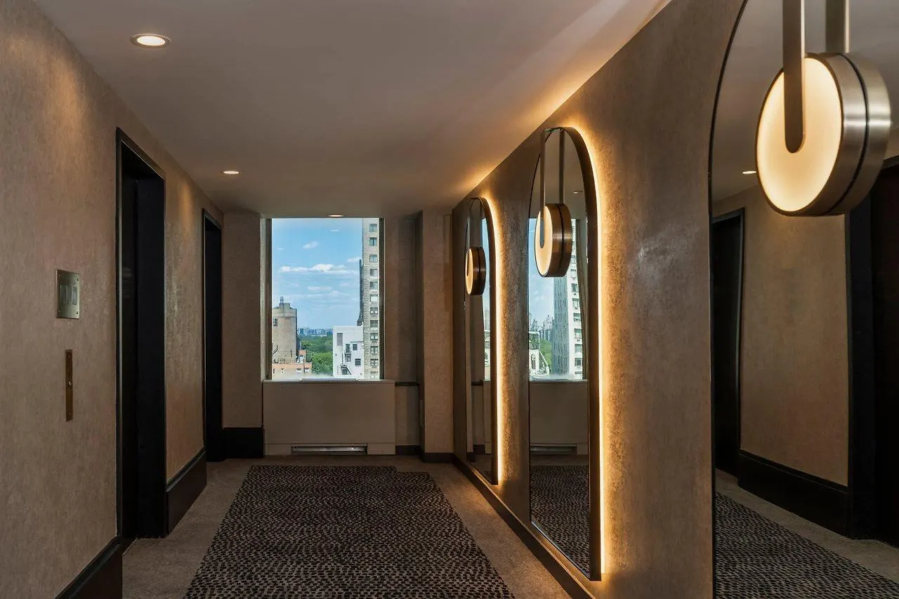 Thompson Central Park New York, By Hyatt